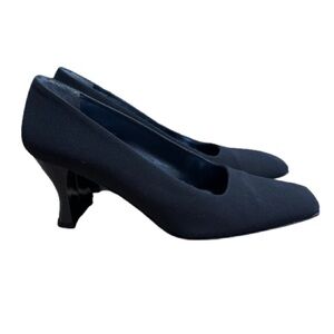 Studio Delman Navy Square Toe Heels Women’s  Minimalist Classic Pumps